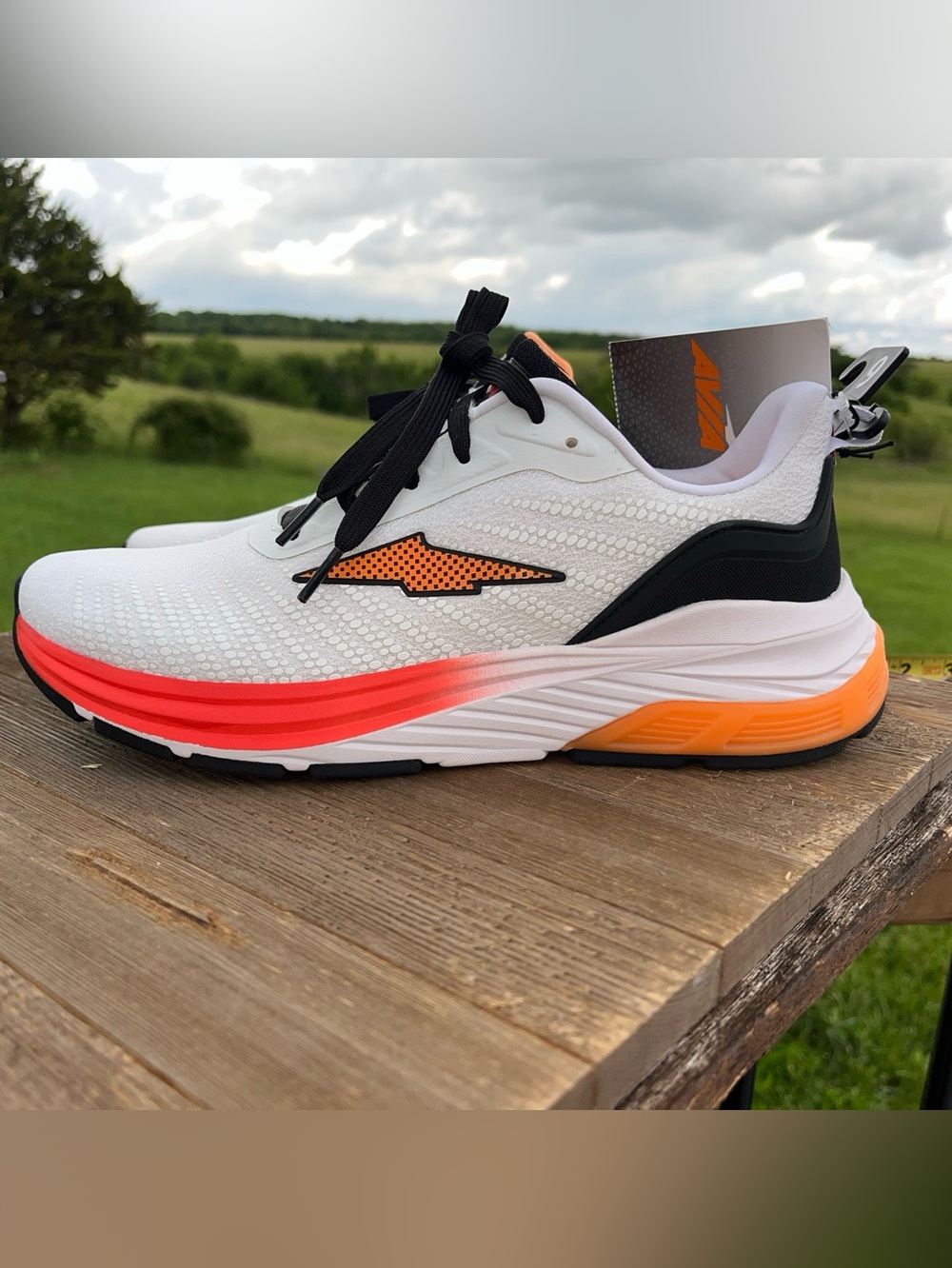 New Avia Men's Hypersonic Gel Running Shoes Size 9 Sneakers White